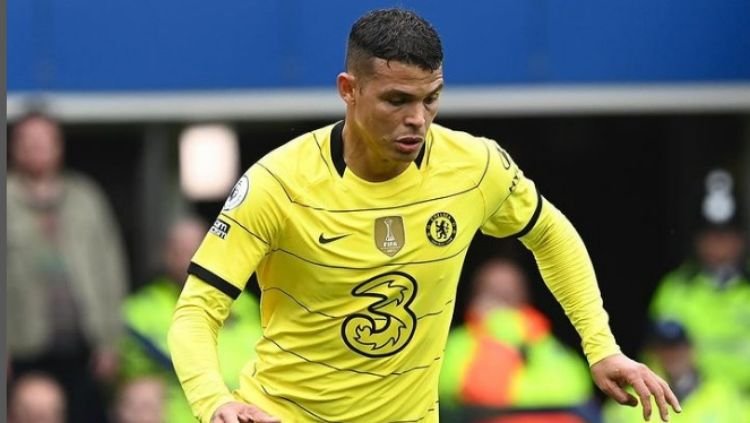 Thiago Silva set for surprise new Chelsea role as unexpected transfer 'confirmed'