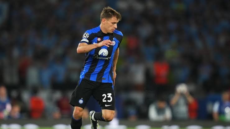 Liverpool are still linked to a move by Inter Milan midfielder Nicolò Barella. The 26-year-old has been a key player for club and country in recent seasons and was recently linked with a departure from Italy. Liverpool are in need of reinforcements in central midfield and the 26-year-old Italy international could prove to be a quality asset. Stretcher adds creativity, control and technical prowess to the middle of the park. Liverpool struggled to control matches last season and some like Barella will help them keep possession and use the ball better. Barella was a key player in Inter's run to the UEFA Champions League final last season and would be an upgrade for the likes of Jordan Henderson. Furthermore, Liverpool parted ways with James Milner, Alex Oxlade-Chamberlain and Naby Keita on a free transfer. They will need to adequately replace these players. They have so far attracted Alexis Mac Allister from Brighton and Hove Albion. They need more reinforcements in midfield and Barella certainly fits the profile. According to Italian outlet Il Tempo (h/t Paisley Gates), Liverpool could be ready to offer €80m for the Italy international. Liverpool might be willing to make an 80 million euro offer for the 26 year old target. Barella is at the peak of his powers and could immediately improve Liverpool. He has the technical ability to thrive in English football and could be a key player for Jurgen Klopp next season. The Italian recently helped his country win the European Championship and knows what it takes to win big trophies. The midfielder also recently won the Italian league with Inter Milan. Although €80m might seem like a high price, Liverpool would certainly get a quality player in return. Read also……… After a £55 million deal was made, Liverpool may have a chance to acquire Mason Mount. Liverpool might be willing to make an 80 million euro offer for the 26 year old target. Liverpool were in the hunt for a signing from Mason Mount, but in recent weeks there have been rumors that he is more likely to join Manchester United. Manchester United are set to make a third offer for Chelsea midfielder Mason Mount, according to BBC Sport, but could be left off the negotiating table. The Red Devils have given Liverpool a head start with the signing of the England international, although Jurgen Klopp's side laid the groundwork for a move from Stamford Bridge early on. The interest was sparked after contract talks with the Londoners broke down after the World Cup in Qatar. Erik ten Hag is said to have made the Cobham Academy graduate one of his main targets this summer and two offers from the Old Trafford side have already been turned down. It has been claimed that the two valuations are far apart, with Chelsea expecting a transfer fee of around £70m. Mount has a year left on its current deal with West London and is widely believed to be swapping the capital for the North West this summer. According to the BBC's Simon Stone, United will make a third offer, which is expected to be around £55m, but will walk away if another approach is rejected. After a £55 million deal was made, Liverpool may have a chance to acquire Mason Mount. He tweeted: "Third @ManUtd offer for Mason Mount, expected to be around £55m. The club intend to drop the deal if Chelsea don't accept. With a year to go, United believe a 70 million pounds is unrealistic." The 24-year-old has become an interesting player for Liverpool after turning their attention away from England star Jude Bellingham. It has been reported that Borussia Dortmund are expecting a transfer fee of over £100m for the 19-year-old. After some deliberation, the Reds opted to turn their attention to several new arrivals rather than a mega-money signing who would have broken their own transfer record and the UK record. Alexis Mac Allister was welcomed into the AXA Academy this summer after signing a long-term contract with the Reds. Khephren Thuram is among other targets as he targets success with France Under-21s at the European Championships. Celta Vigo and Spain midfielder Gabri Veiga is also in the tournament and is shortlisted. Meanwhile, Dutchman Ryan Gravenberch, who played for Belgium in the group opener, has been the subject of speculation over a move to Liverpool.