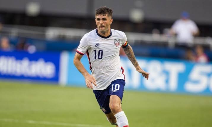 Christian Pulisic transfer ‘priority’ revealed as USMNT star ‘contacted’ after Chelsea decision