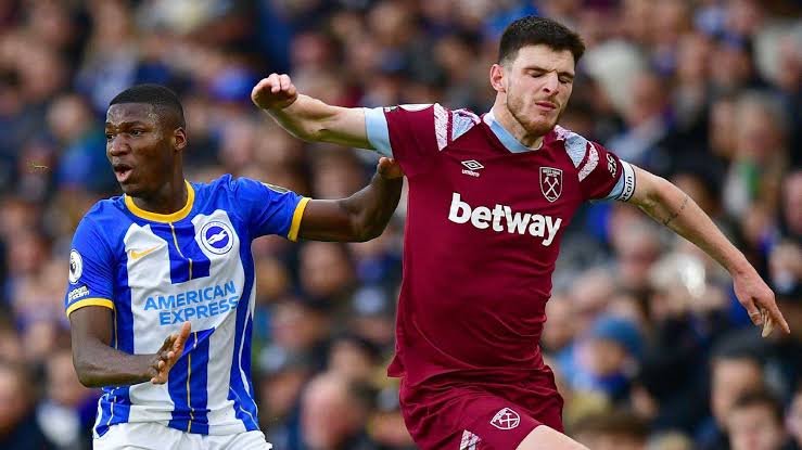 Declan Rice sent a transfer message to Liverpool amid reports of a £100 million transfer.