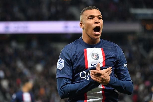 Chelsea transfer news: As the PSG striker prepares to leave the club this summer, Kylian Mbappe sent a message to one of the Blues' new stars.