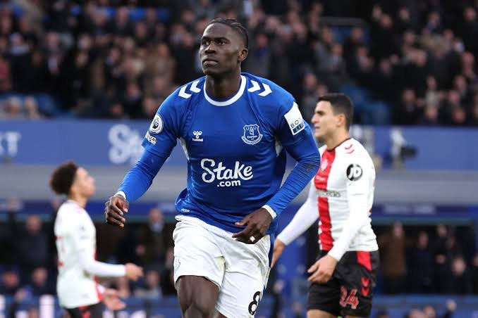 If the Caicedo deal falls through once more, Chelsea may pursue a £33 million Premier League star; they have already spoken to him.