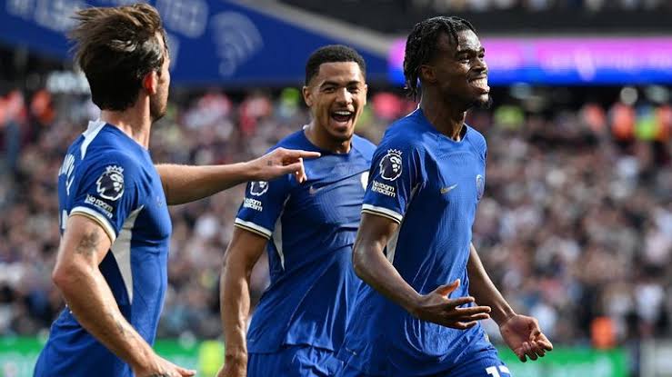 Injury update on Chelsea attacker Carney Chukwuemeka, including possible return date.