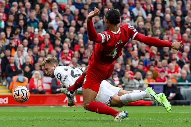 During Liverpool's victory over West Ham, Mohamed Salah equals the Premier League record.