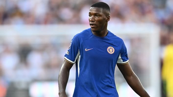 Chelsea: £150,000 a week star is 'below average' at Stamford Bridge