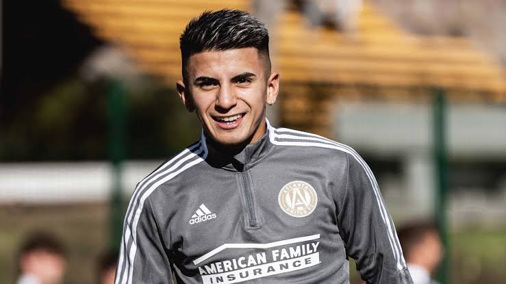 Liverpool transfers and news LIVE: Antonio Silva fight, Caoimhin Kelleher injury blow, Thiago Almada interest