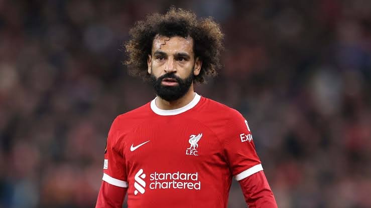 Liverpool is "preparing an imminent offer" for the £55 million winger as part of their "proactive" effort to replace Mo Salah.