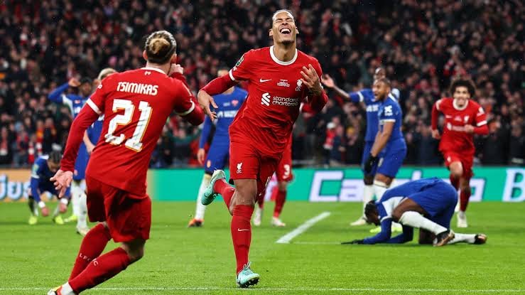 4 things observed during the Liverpool trophy lift, including a emotional scene and a hint from Ryan Gravenberch.