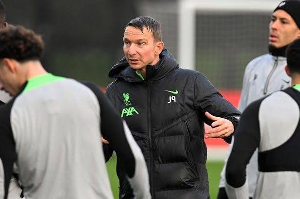 Pep Lijnders, Jurgen Klopp's assistant at Liverpool, is in negotiations to take over as manager of a storied European team.