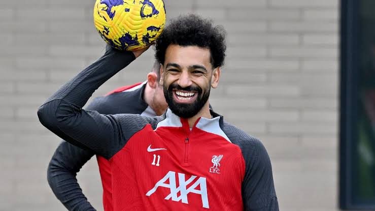 Liverpool news: Mohamed Salah makes his position clear and Jurgen Klopp handed Man Utd an injury boost