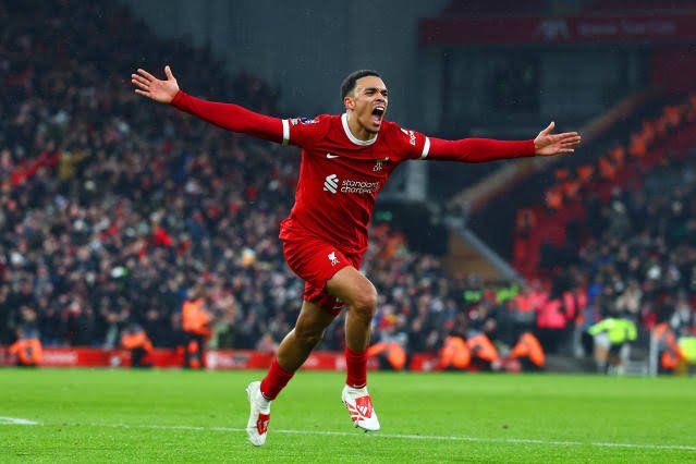 Trent Alexander-Arnold, a defender for Liverpool, will get a lucrative new contract offer from the team. According to a Football Insider report