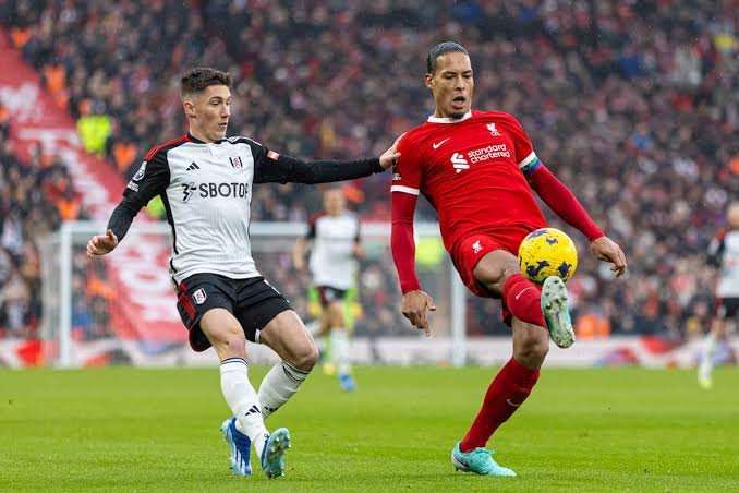 Virgil van Dijk beams during Fulham vs. Liverpool, but a red card is missed as four things were observed.