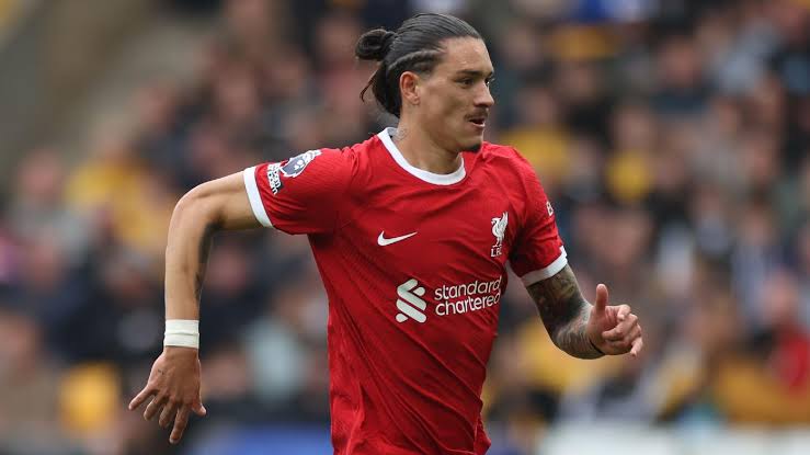 Liverpool sent a warning to Arne Slot, telling Jurgen Klopp that they would think about selling the 2022 signing if he stayed.