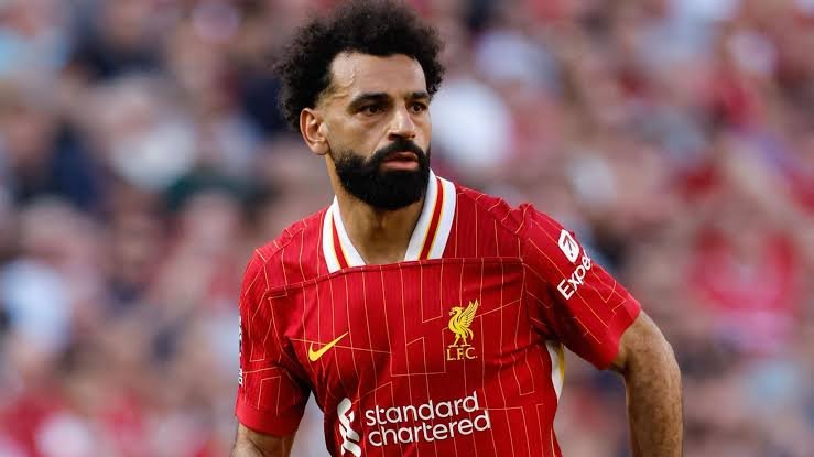 Mohamed Salah, a forward for Liverpool, is the focus of more and more transfer rumours. However, it appears that his agency gave