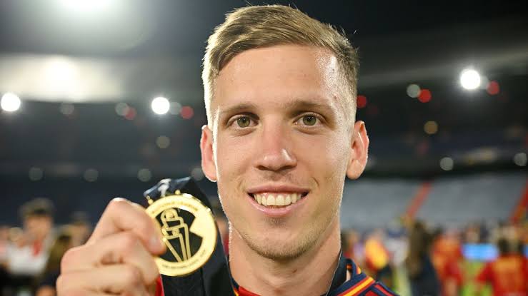 According to Mundo Deportivo, Liverpool is considering signing RB Leipzig star Dani Olmo this summer. Following Jurgen Klopp's departure,