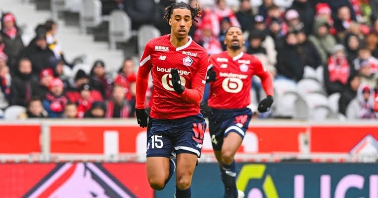 Leny Yoro's transfer has not gone to Real Madrid or Liverpool. Manchester United emerged victorious in the contest after Lille