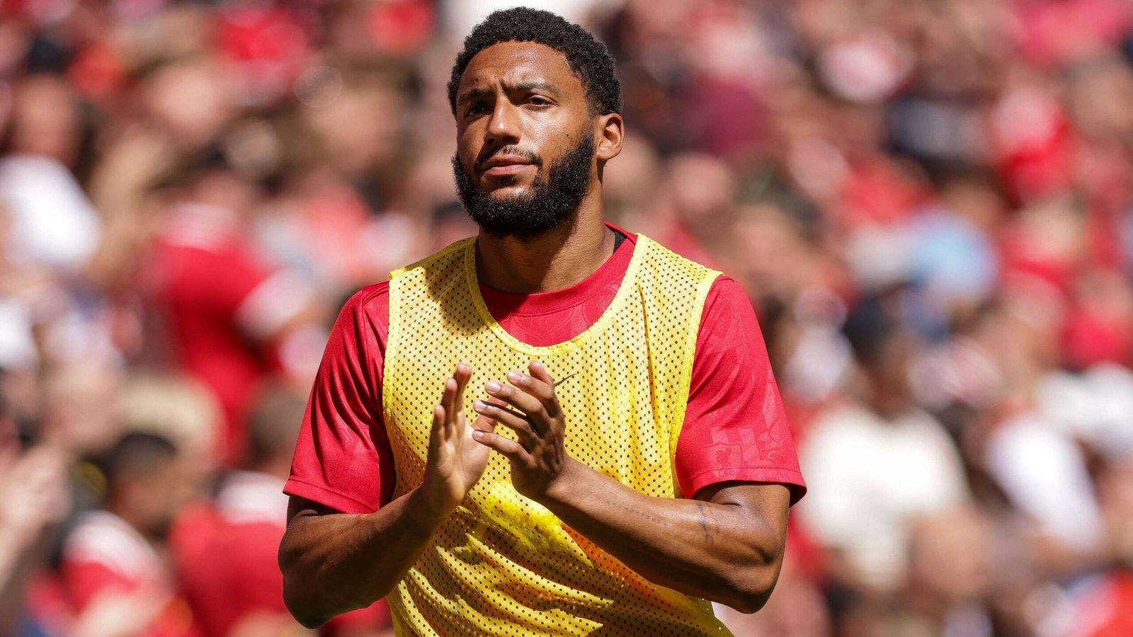 Virgil van Dijk delivered a contract message to Liverpool, while Joe Gomez is the latest to join Chelsea.