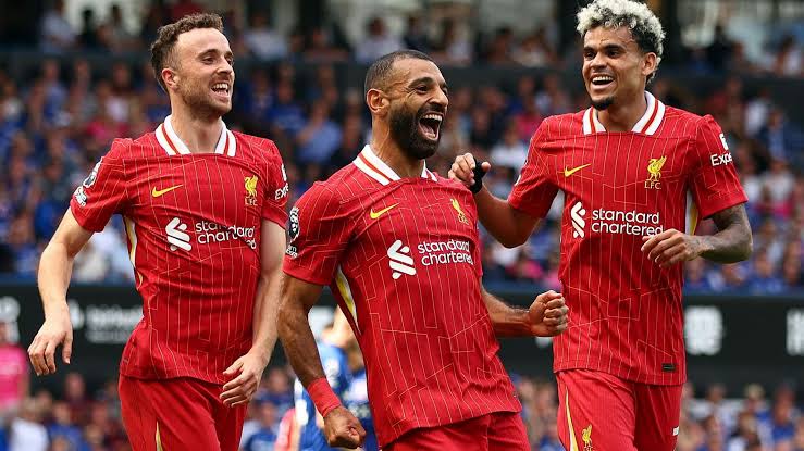 ‘Outstanding’ Premier League legends astonished by Liverpool star performance in the victory over Ipswich Town