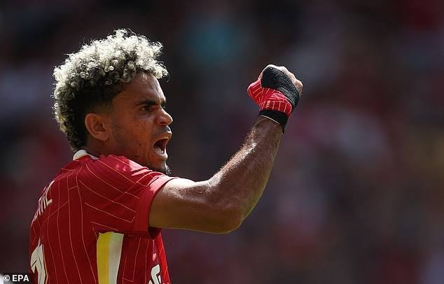 Liverpool attempted to "hijack" PSG target amid new Luis Diaz claim surfaces