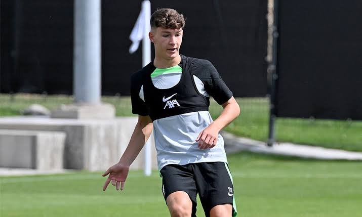 Lewis Koumas signs new deal with Liverpool and goes on loan to a Championship club  The forward for Liverpool, Lewis Koumas