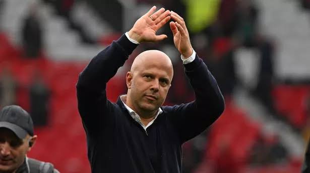 Liverpool players show Arne Slot the utmost respect by avoiding Manchester United and Arsenal mistake