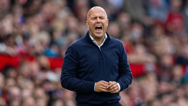 Arne Slot Faces 3 New Liverpool Selection Dilemmas as 5 Players Struggle in Cup Double Header