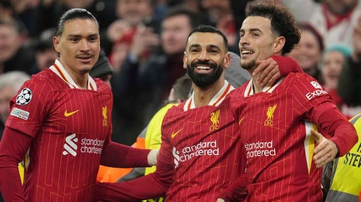 Mohamed Salah's contract preference revealed after reaction from Liverpool teammate