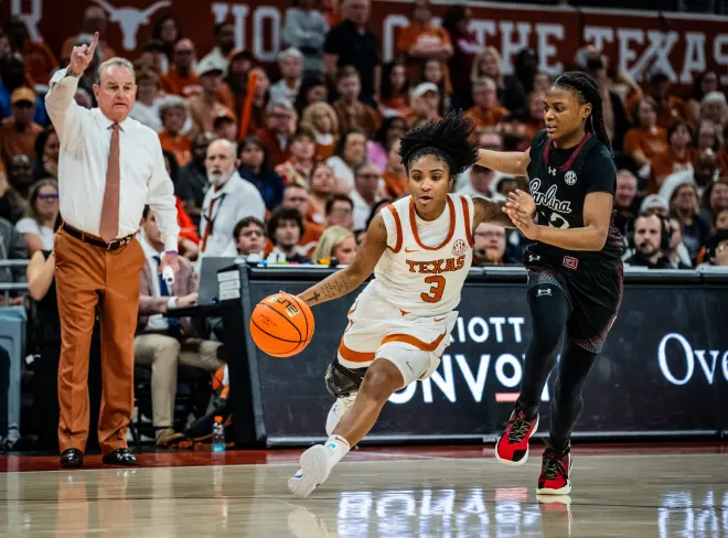 South Carolina WBB remains dominant, but one issue persists.