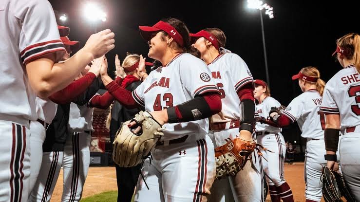 Gamecocks Earn Shutout Win in Palmetto Series Opener
